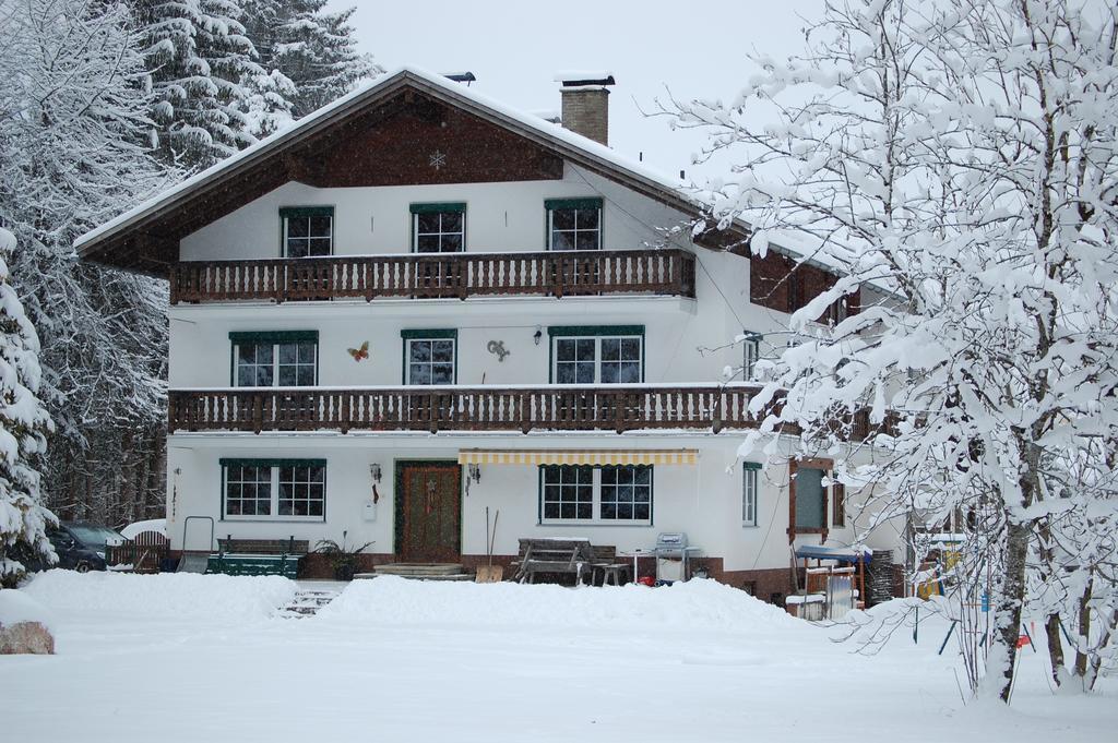 Апартаменты Haus Waldrast Эльбигенальп Номер фото